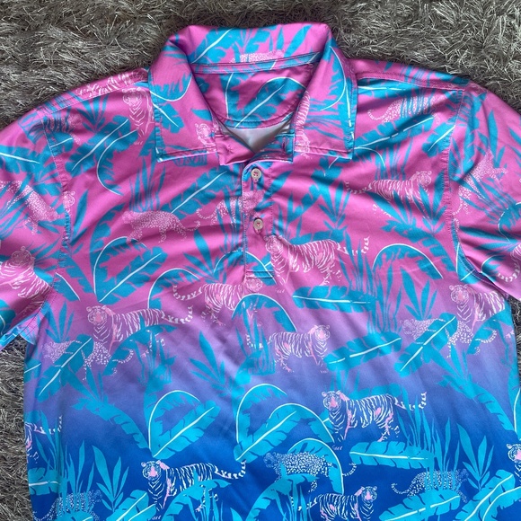 Chubbies Pink and Blue with Tigers Stretch Collar Shirt size Medium - Picture 4 of 7
